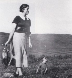Valda Grieve on Shetland 1930s with herrings